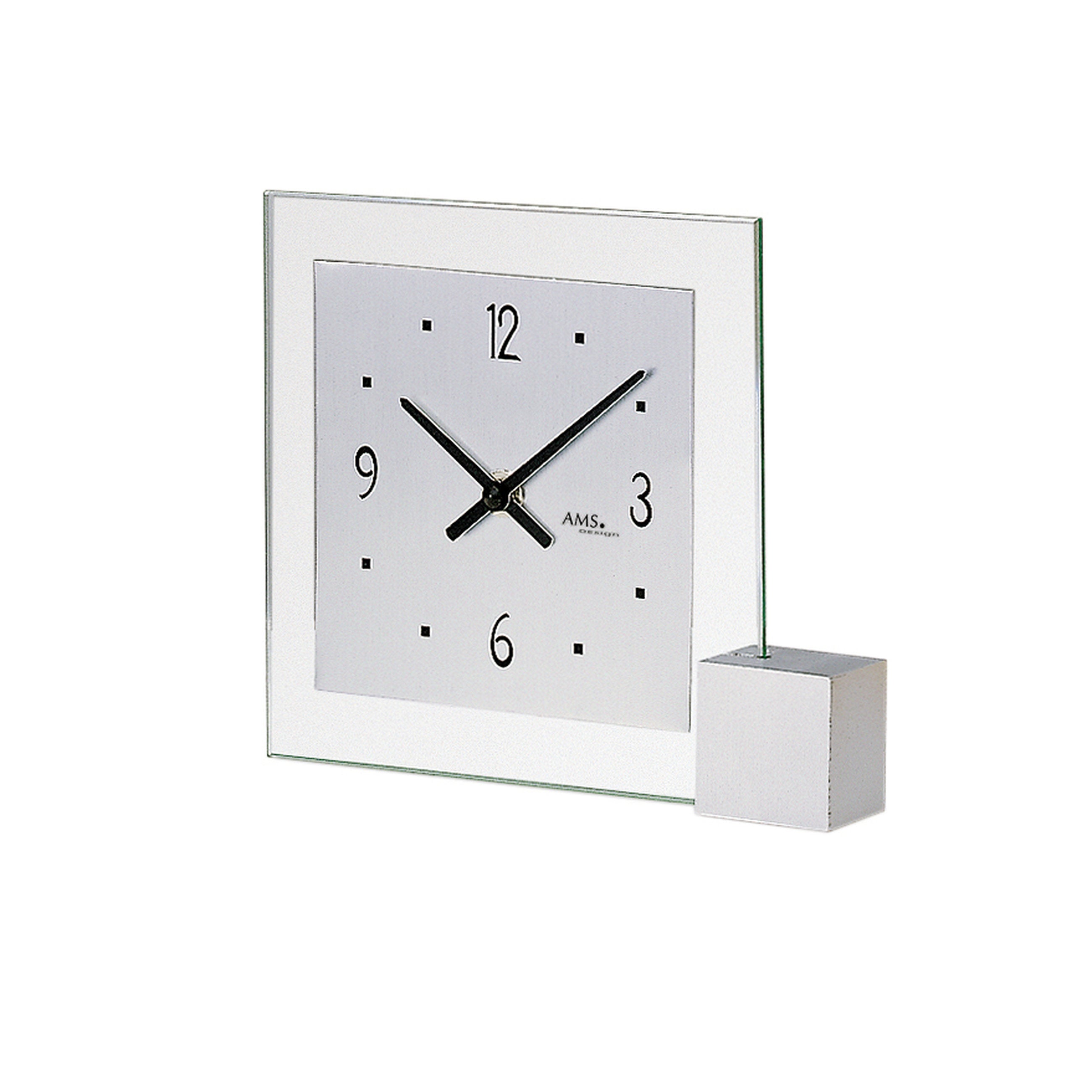 AMS T102 Tischuhr mit Holzsockel, Aluminium-Zifferblatt und Mineralglas