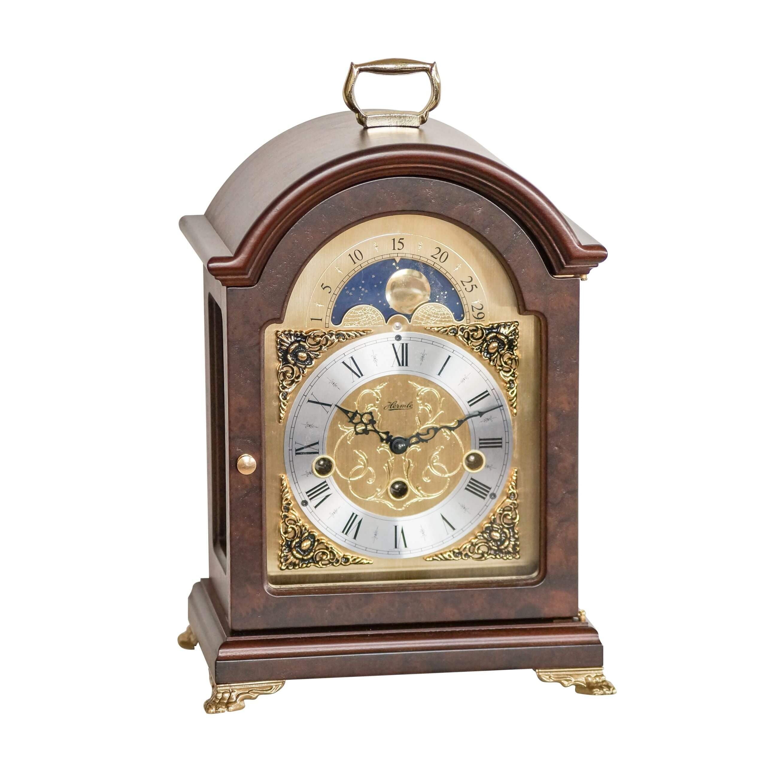Hermle 23054-030340 Englische Stiluhr Aimee in Nussbaum