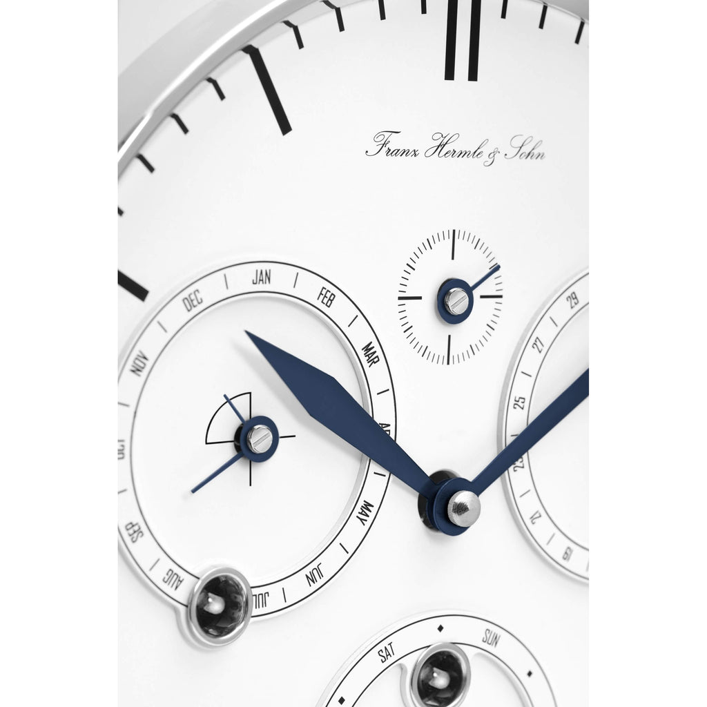Hermle 23059-030352 Tischuhr Ewiger Kalender Nussbaum mit weißem Zifferblatt