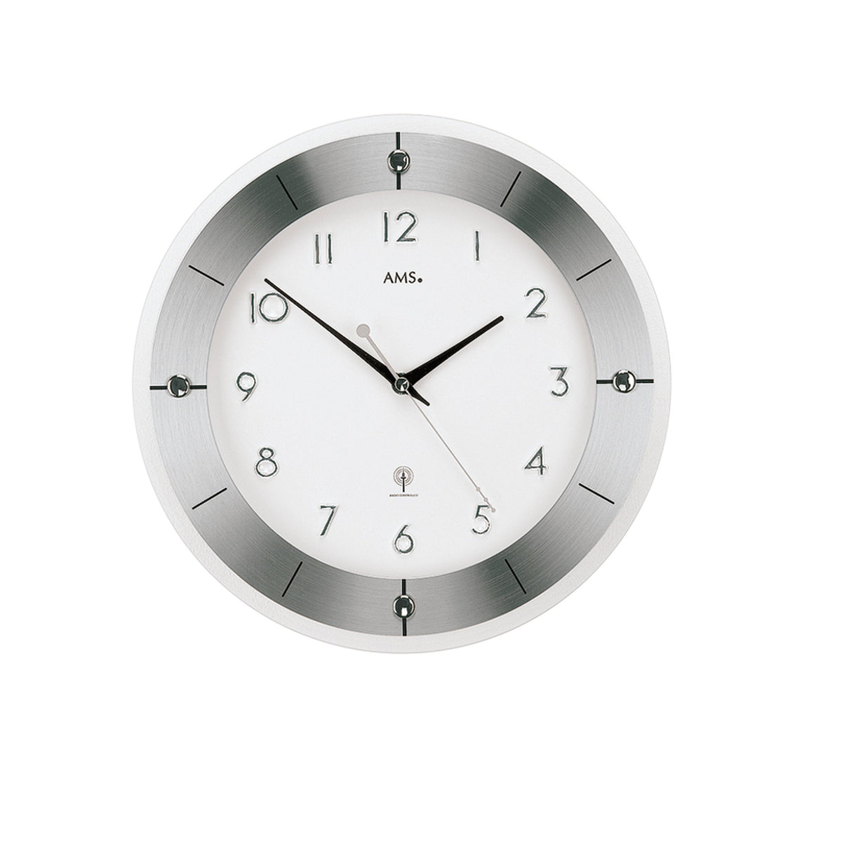AMS F5848 Funkwanduhr mit facettiertem Mineralglas und geschliffenem Aluminium