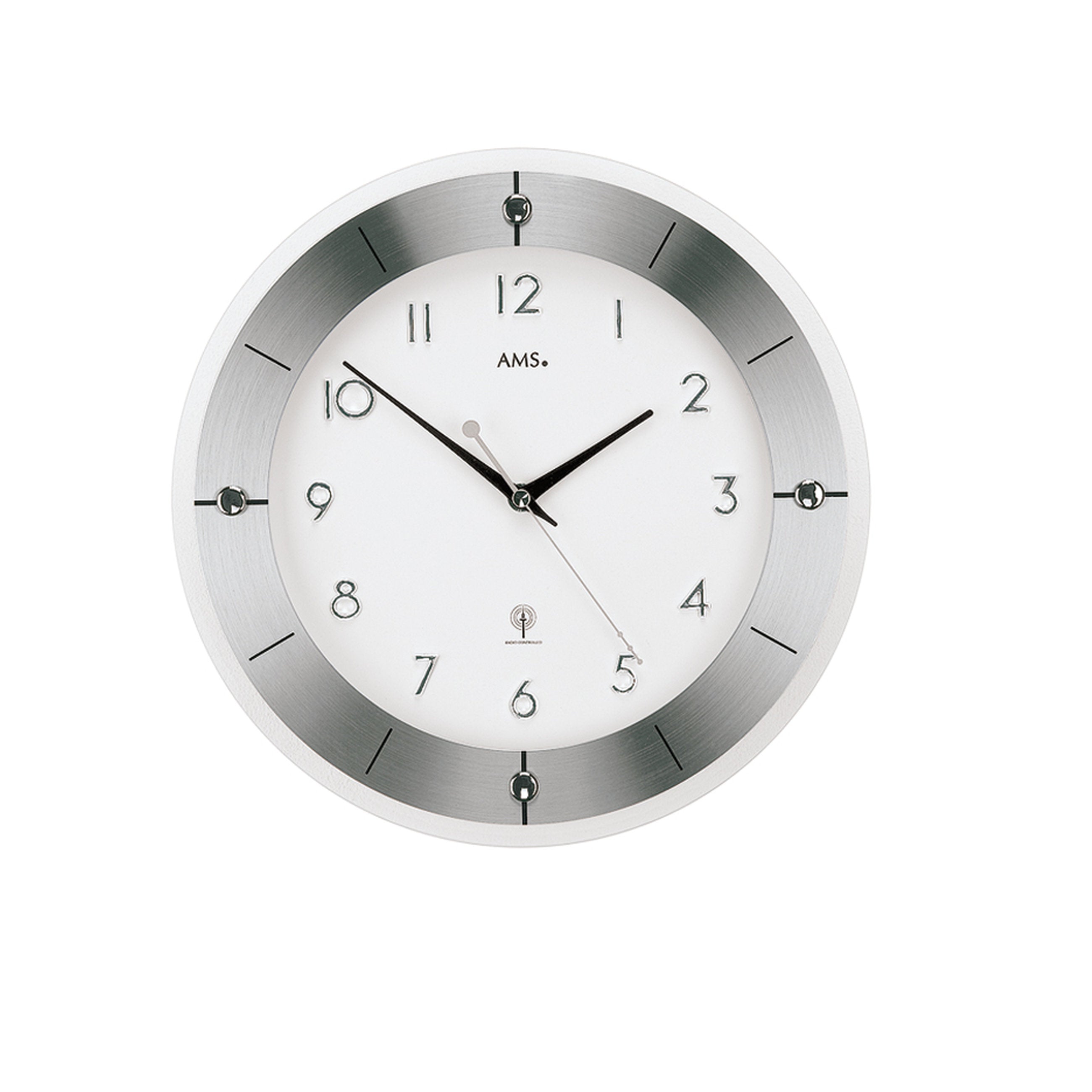 AMS F5848 Funkwanduhr mit facettiertem Mineralglas und geschliffenem Aluminium