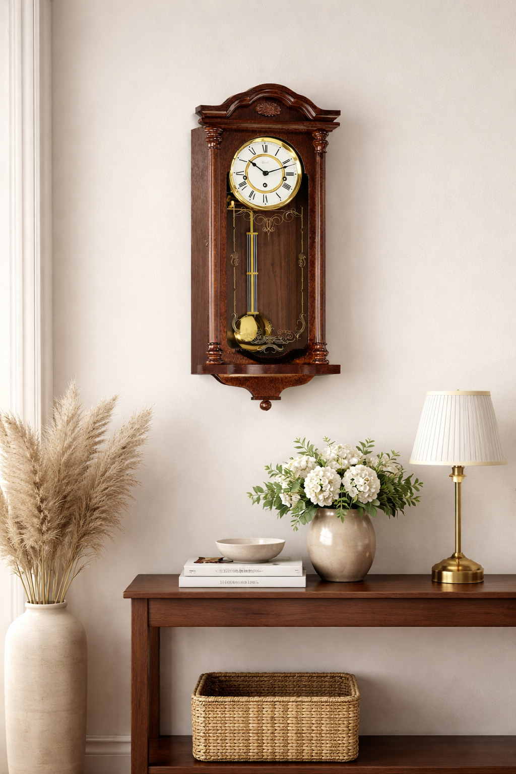 Hermle 70509-030341 Regulateur Fulham Nussbaum mit Dekorglas