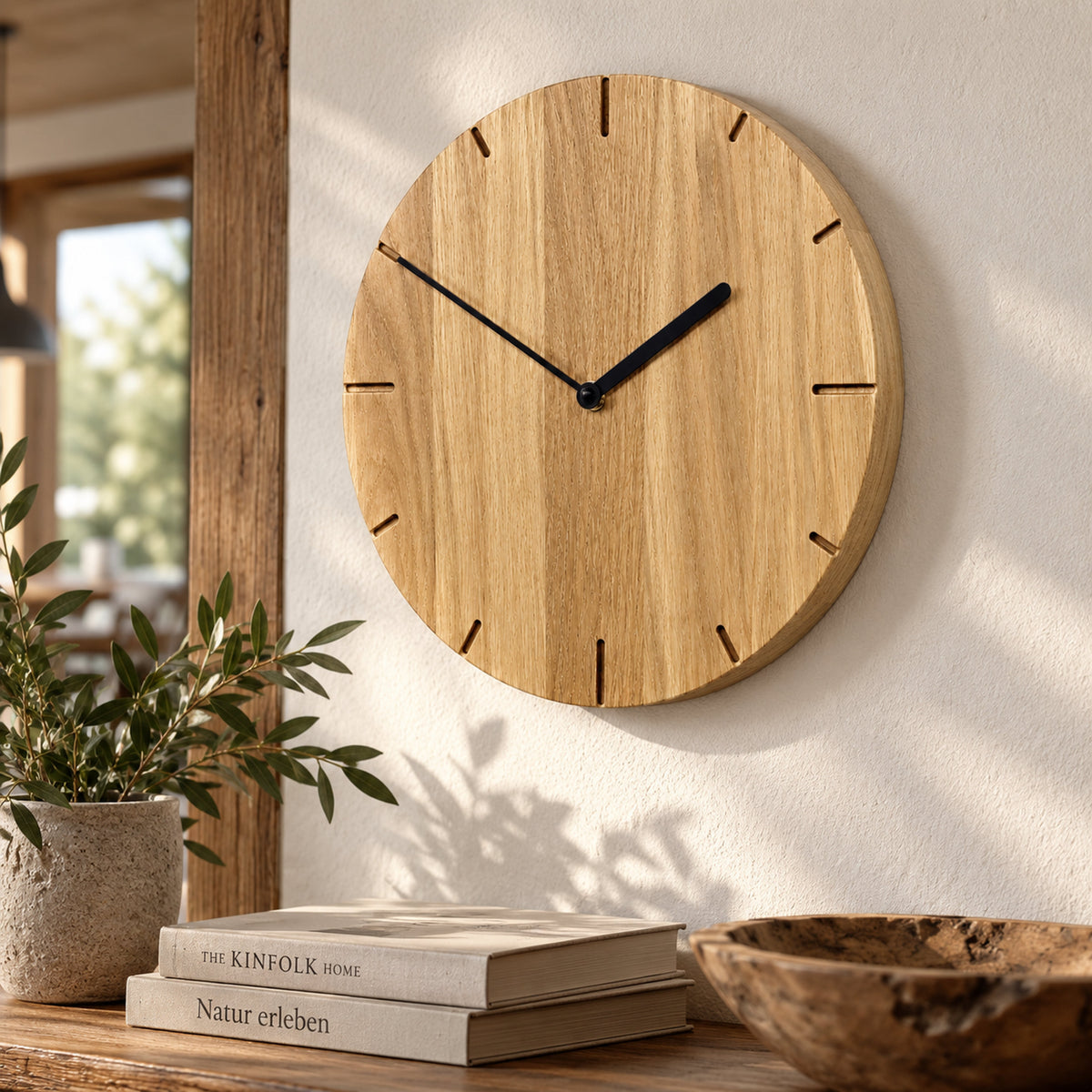 Natuhr F4002 Solide Funkwanduhr aus Massivholz Eiche