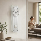 Standuhren.com 🕰️ AMS F5261 Pendel-Funkwanduhr mit silberner Holzrückwand, Aluminium-Zifferblatt und Mineralglas.