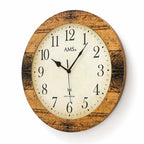 Standuhren.com 🕰️ AMS F5560 Funkwanduhr mit rundem Holzgehäuse, natürlicher Holzstruktur und hellem Zifferblatt