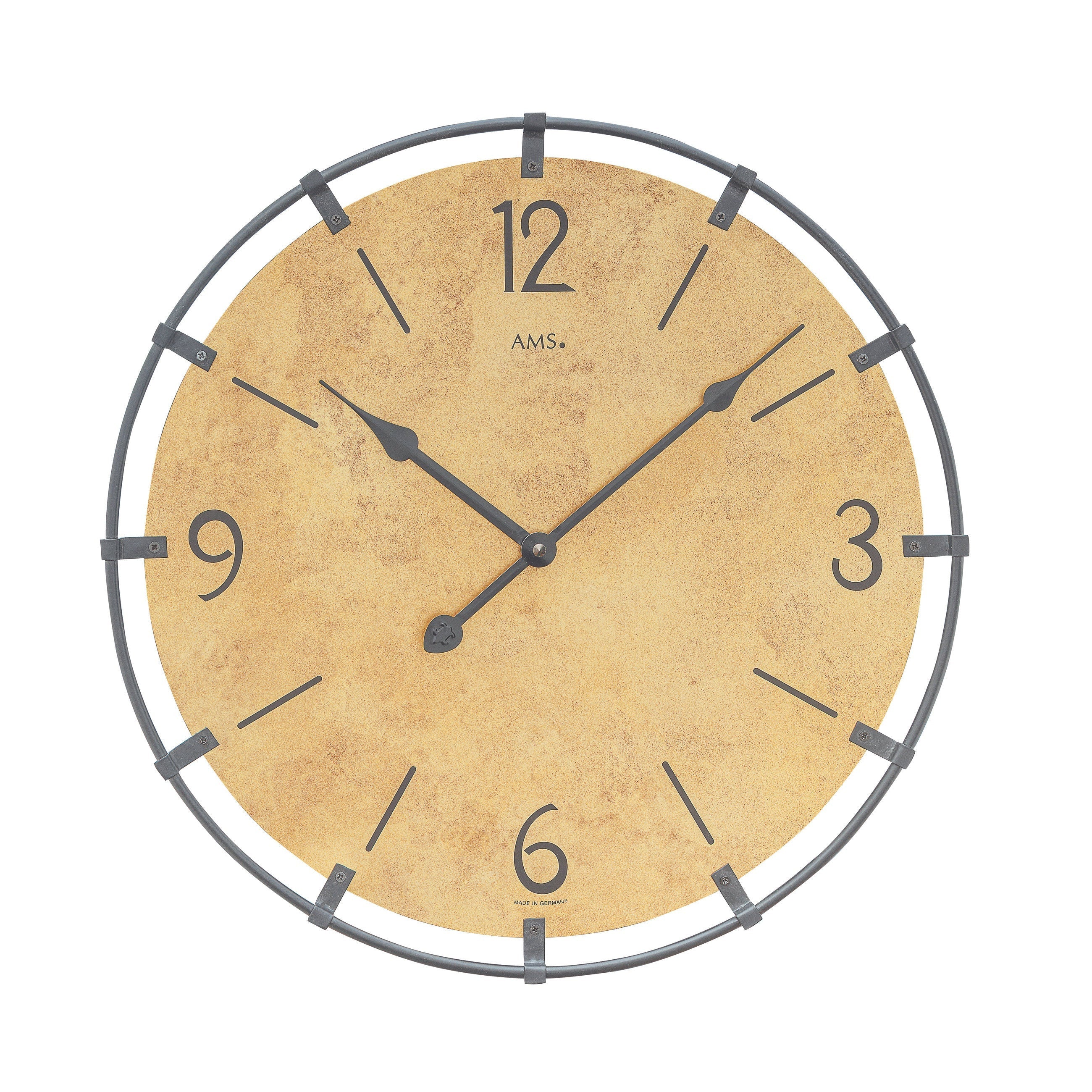 Standuhren.com 🕰️ AMS Wanduhr mit rundem Holzgehäuse, Metallring und gefrästen Zahlen in klassischem Design