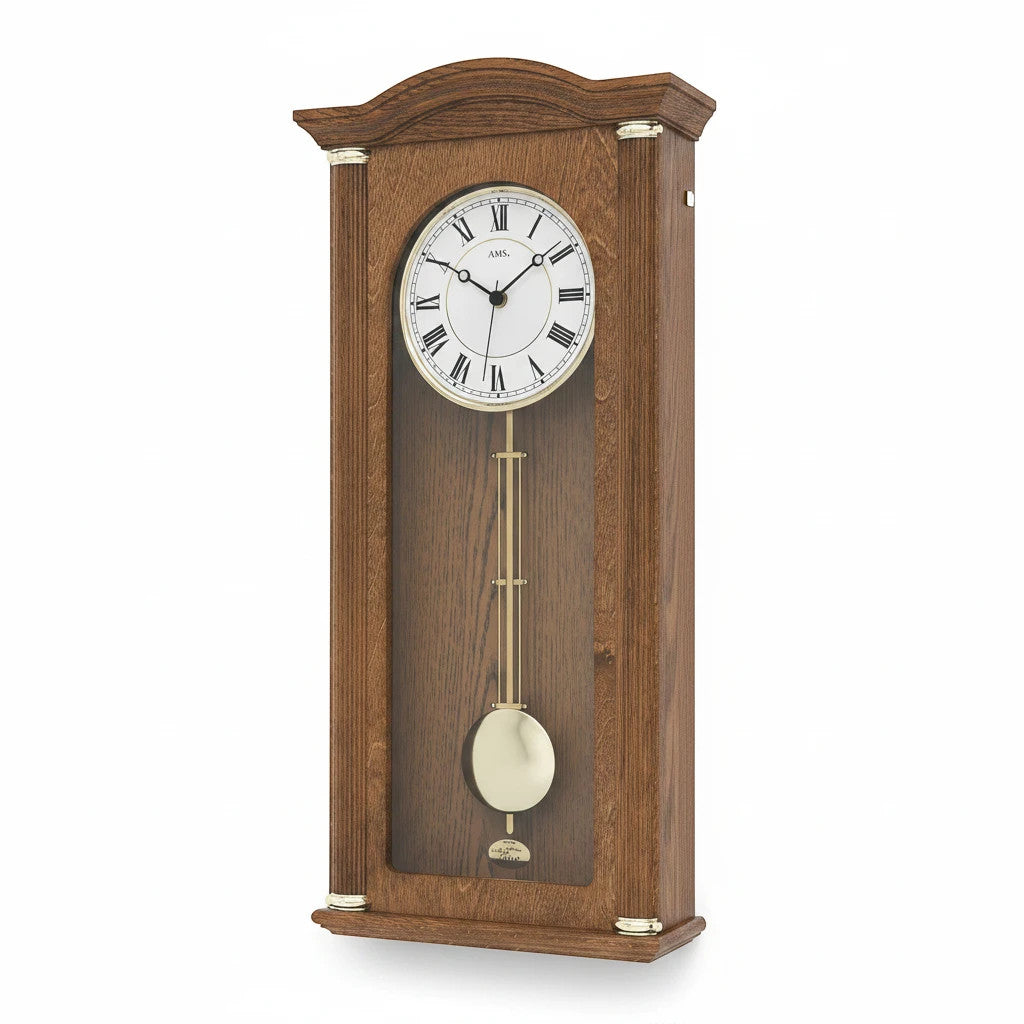 Standuhren.com 🕰️ AMS Funk-Pendelwanduhr aus Eichenholz mit weißem Zifferblatt, römischen Ziffern und goldenem Pendel