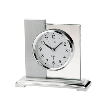 Standuhren.com 🕰️ AMS F5140 Funk-Tischuhr aus gebürstetem Metall mit Mineralglas und modernem silbernem Design