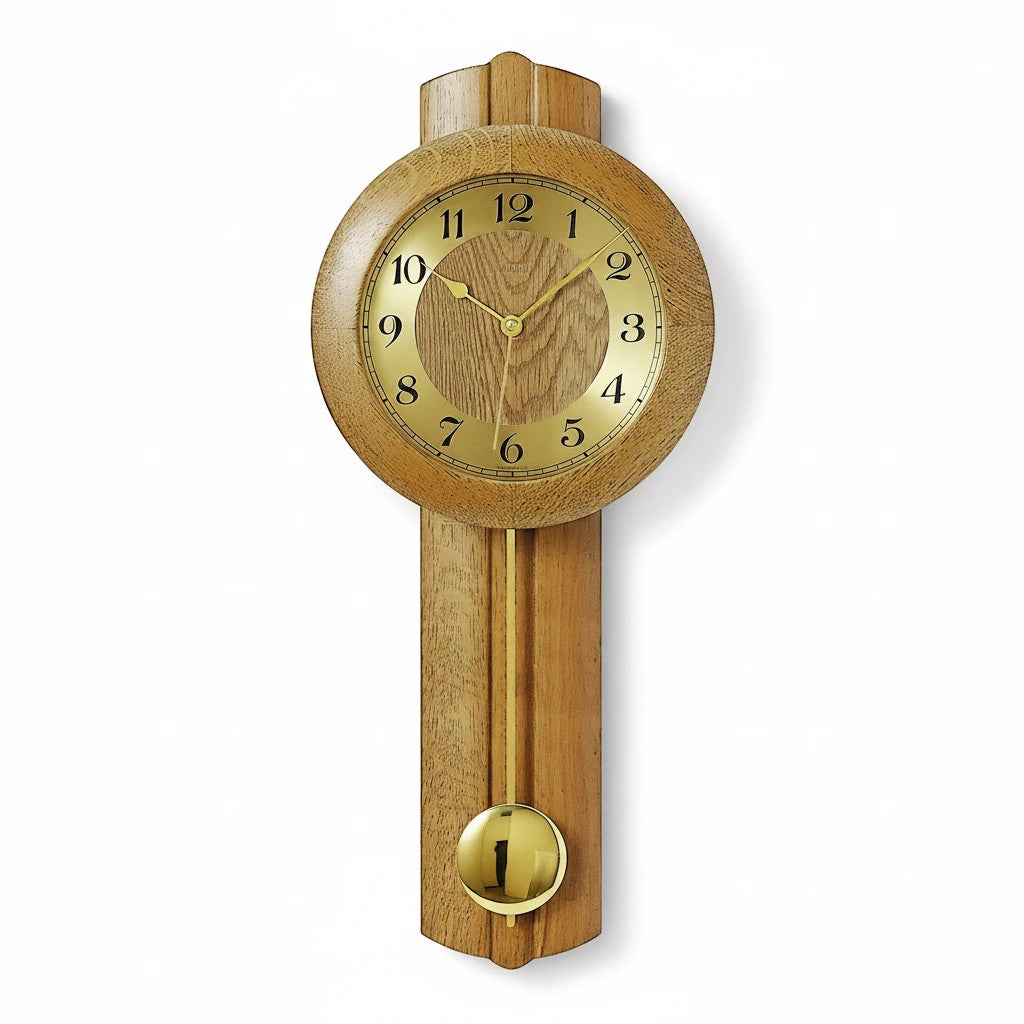 Standuhren.com 🕰️ AMS Funk-Pendelwanduhr aus hellem Eichen-Massivholz mit goldenem Zifferblatt und Mineralglas