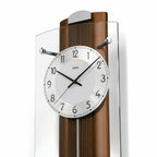 Standuhren.com 🕰️ AMS Funk-Pendelwanduhr mit Nussbaum-Massivholzrückwand, Aluminium-Zifferblatt und Mineralglas.