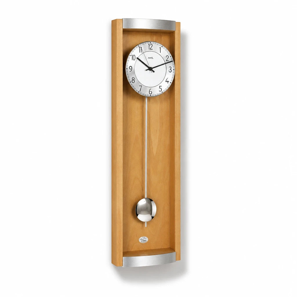 Standuhren.com 🕰️ AMS Funk-Pendelwanduhr aus hellem Buchen-Massivholz mit Aluminium-Zifferblatt und Pendel