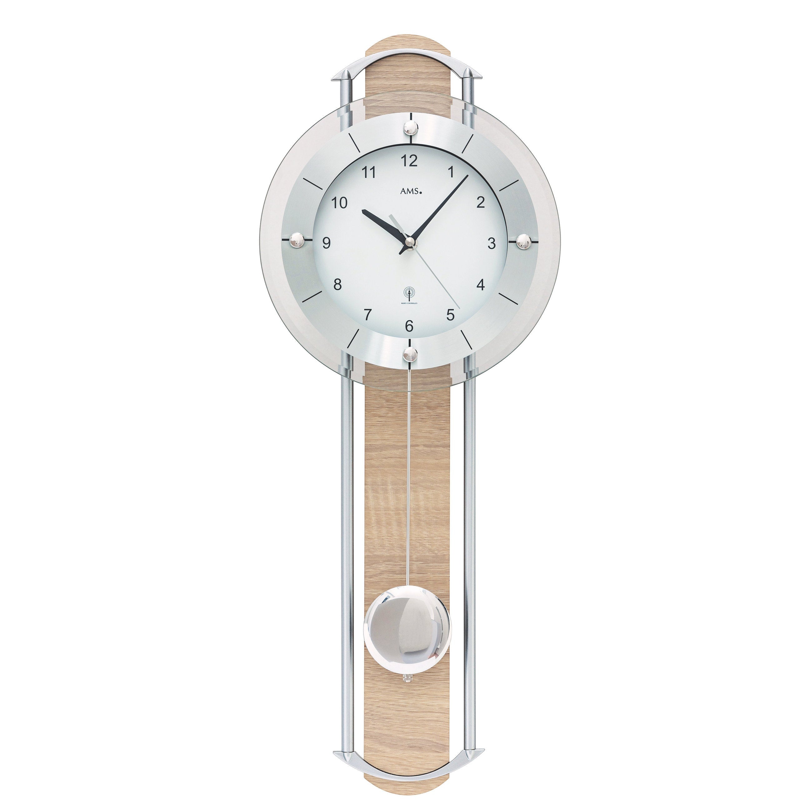 Standuhren.com 🕰️ AMS F5305 Funk-Pendelwanduhr mit Sonoma-Holzeinlage, Metallstäben und modernem Aluminium-Zifferblatt.