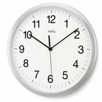 Standuhren.com 🕰️ AMS F5524 Funkwanduhr mit gebürstetem Aluminiumgehäuse, weißem Zifferblatt und Mineralglas.