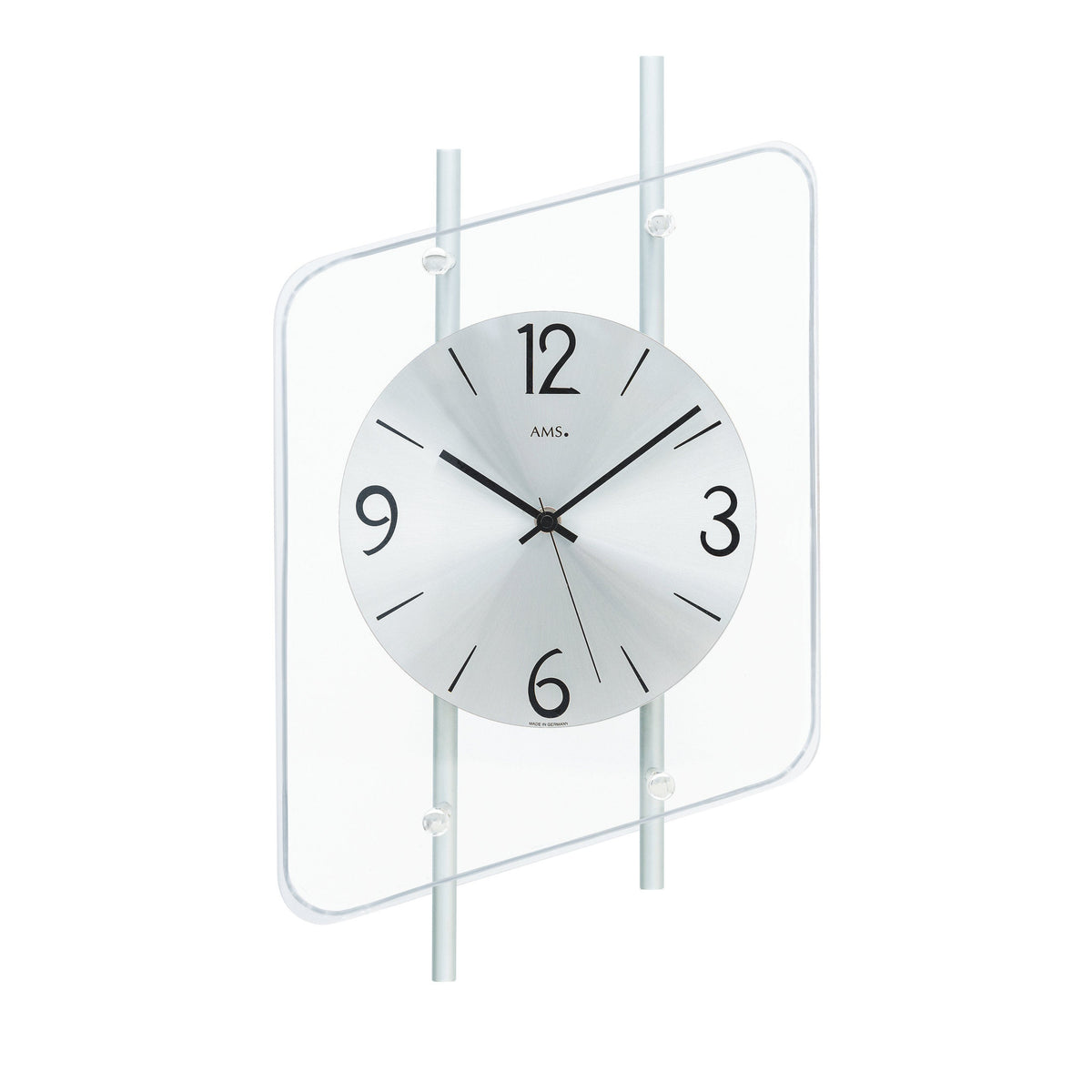 Standuhren.com 🕰️ moderne Funkwanduhr AMS F5582 mit silbernem Aluminium-Zifferblatt und rautenförmigem Mineralglas