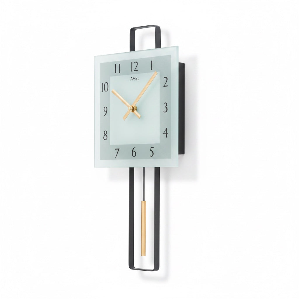 Standuhren.com 🕰️ AMS W7505 Pendelwanduhr mit modernem Metall-Design, Mineralglas-Zifferblatt und goldenen Zeigern.