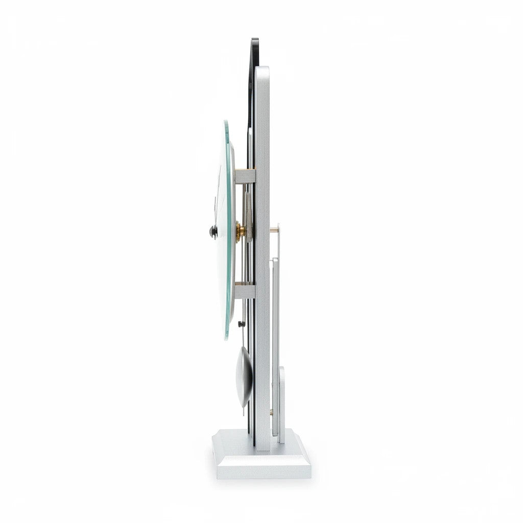 Standuhren.com 🕰️ AMS T1258 Tischuhr in moderner Aluminium-Optik mit Pendelwerk und Mineralglas in Seitenansicht